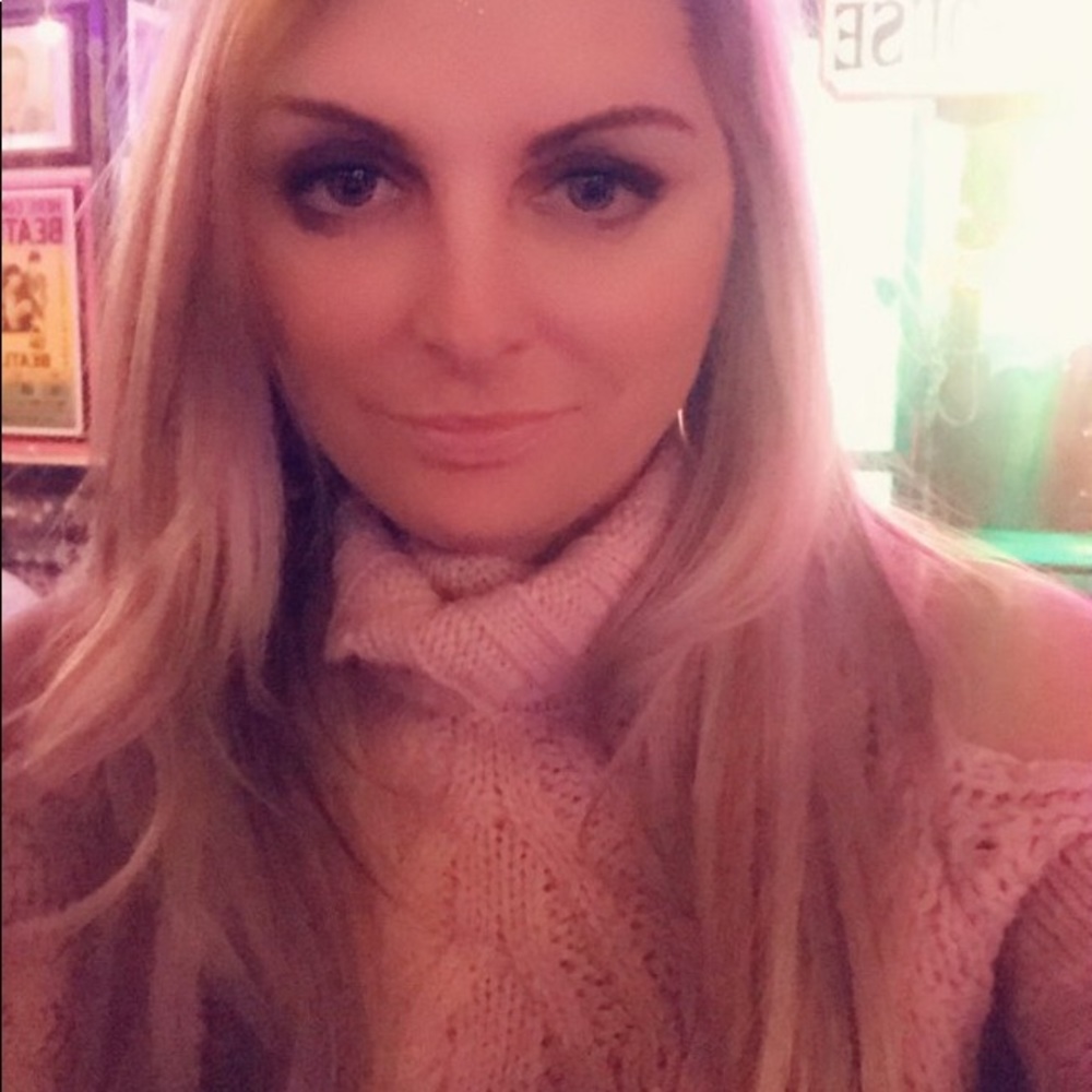 Meet your Posher, Denise